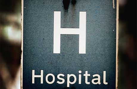 hospital-road-sign