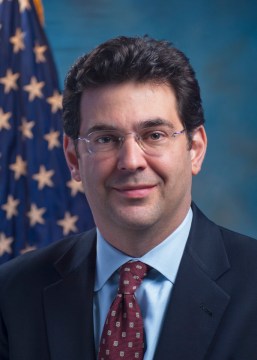 Jonathan Blum